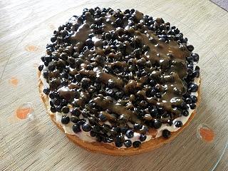 Heidelbeertarte mit Karamellsoße