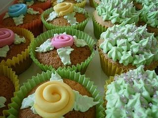 Pfingst-Cupcakes