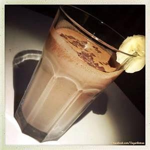 Chocoholic Breakfast Shake