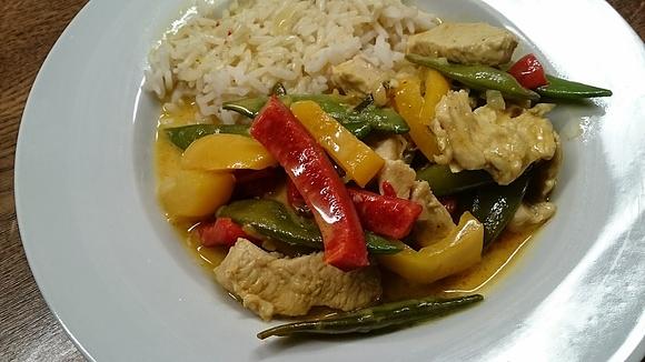 Buntes Putencurry