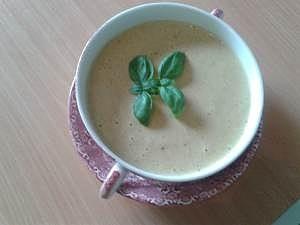 Pastinaken-Curry Creme Suppe