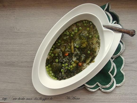 Grüne Minestrone
