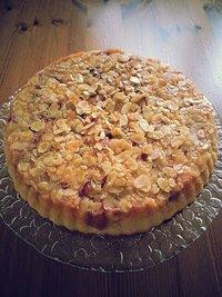 Gestürzter Apfelkuchen mit Marzipan