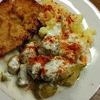 Stampfkartoffeln mit Ziegenkäse zu Rosenkohl