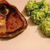 Lammkotlett mit Walnuss-Bärlauchpüree