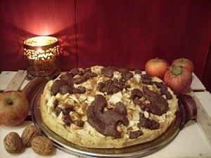 Apfel-Nusskuchen mit Whiskey vegan