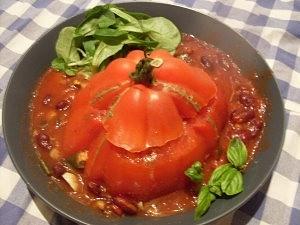 Mediterranes Ochsenherz mit Kidneybohnen vegan