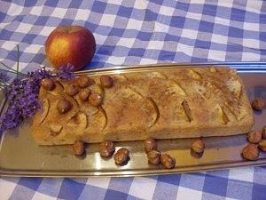Apfel-Haselnusskuchen mit Ahornsirup vegan