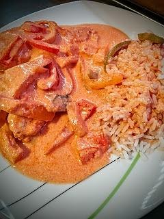 Paprika-Sahne-Hähnchen