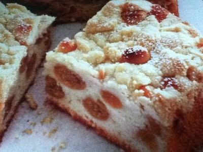 Stachelbeerkuchen mit Macadamia Streuseln