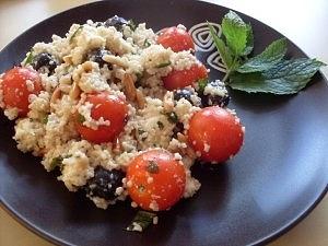 Mediterranes Tomatencouscous mit Minze