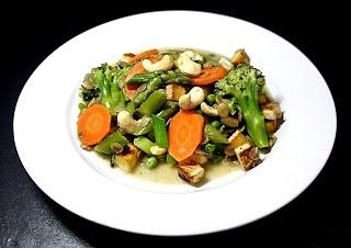 Grünes spargelcurry für 2 personen