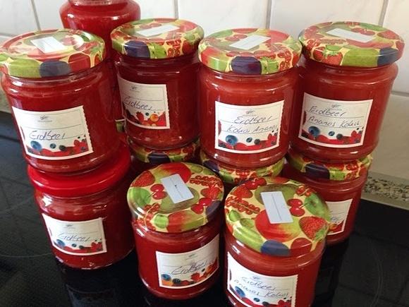 Erdbeere Ananas Kokos Marmelade