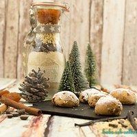 Stollenkugeln als Backmischung im Glas