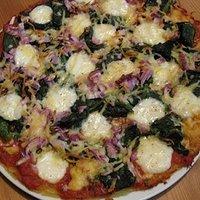 Pizza mit Kloßteig-Boden