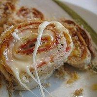 Gerollter, überbackener Wrap