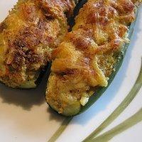 Vegetarisch gefüllte Gurke
