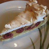 Kirschkuchen mit Pudding & Schnee