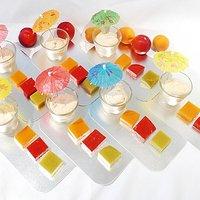 Bunte Grütze mit Balsamicocreme