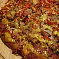 Thunfisch-Pizza