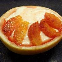 Orangenmousse am Orangensalat