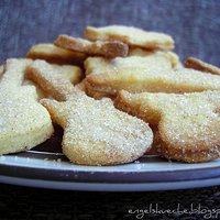 Butterplätzchen im Zimt-Zucker-Mantel