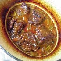 Geschmorte Kalbsbäckchen mit Rotkohl