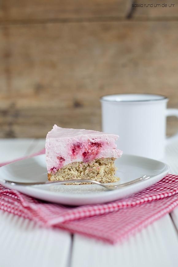 Himbeer joghurt torte mit nussboden