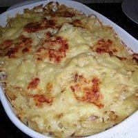 Schinkennudeln mit dreierlei Käse