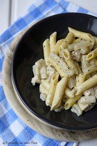 Pasta in cremiger Kohlrabi-Hähnchen-Soße