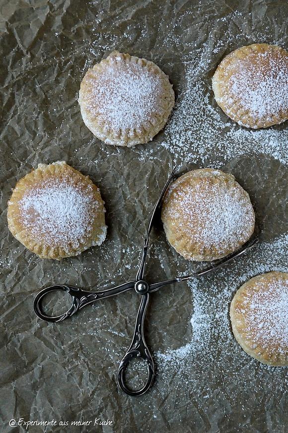Apfelmus-Marzipan-Taschen