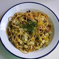 Geschmorter Fenchel mit Lauch und Vollkorn-Spaghetti