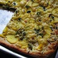 Dinnete - Flammkuchen mit Lauch und Kartoffeln