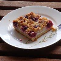 Kirsch-Käsekuchen mit Streuseln