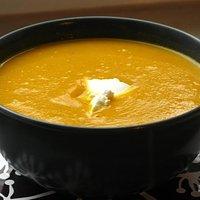 Cremiges Süßkartoffelsüppchen