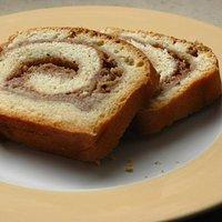 Apfel-Haselnuss-Zimt-Strudelbrot