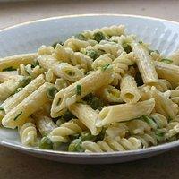 Zitronige Erbsenpasta
