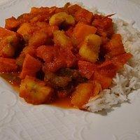 Tomatencurry mit Kürbis und Banane