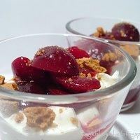 Amaretto-Kirschen mit Mascarpone-Creme und Amarettini