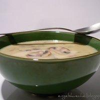 Champignon-Creme-Suppe mit Frischkäse