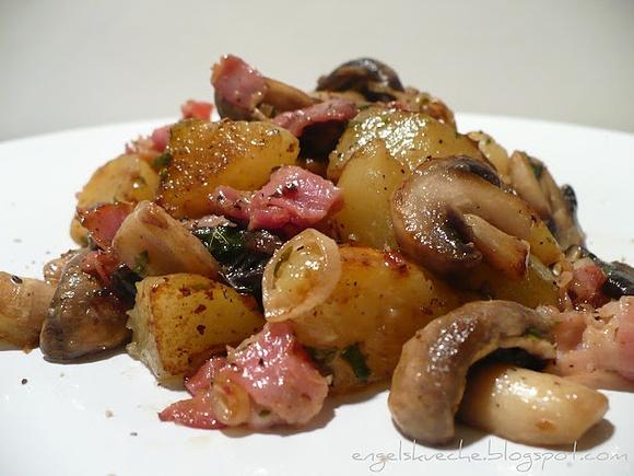 Deftige Kartoffel-Champignon-Pfanne mit Speck