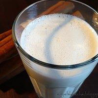 Bananen-Zimt-Milch