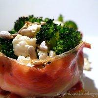 Broccoli-Feta-Gratin im Schinkenmantel