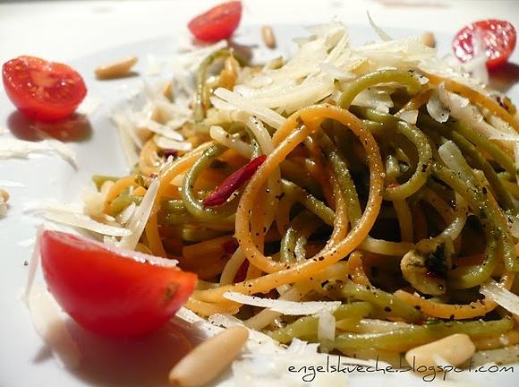 Spaghetti aglio olio e peperoncino