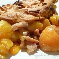 Pfirsich-Gratin mit Mandel-Baiser