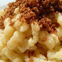 Spätzle mit Brösele