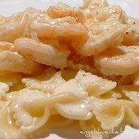 Farfalle mit Garnelen in Weißwein-Soße
