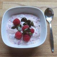 Himbeer-Kürbiskern-Joghurt