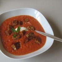 Tomaten-Sellerie-Suppe