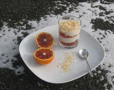 Winterlicher Amaranth-Joghurt-Pop